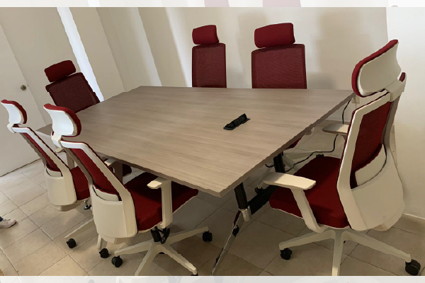 Mesa de Juntas B Chrome
