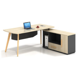 Escritorio DASH Jr sobre credenza